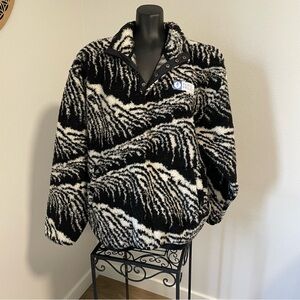 Parks Project Black and White Fleece Pullover